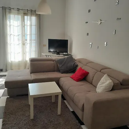 Casa Manu بيت للعطل